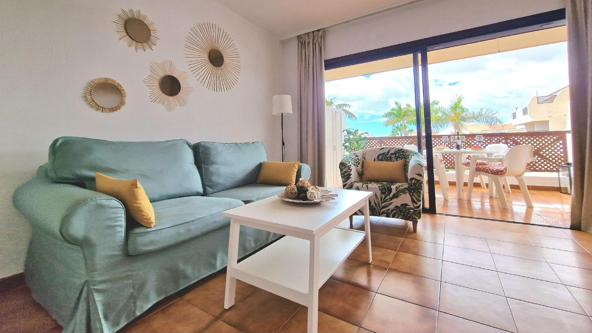 Strelitzia Apartment - Ocean View & Heated Pool サンミゲル・デ・アボナ エクステリア 写真