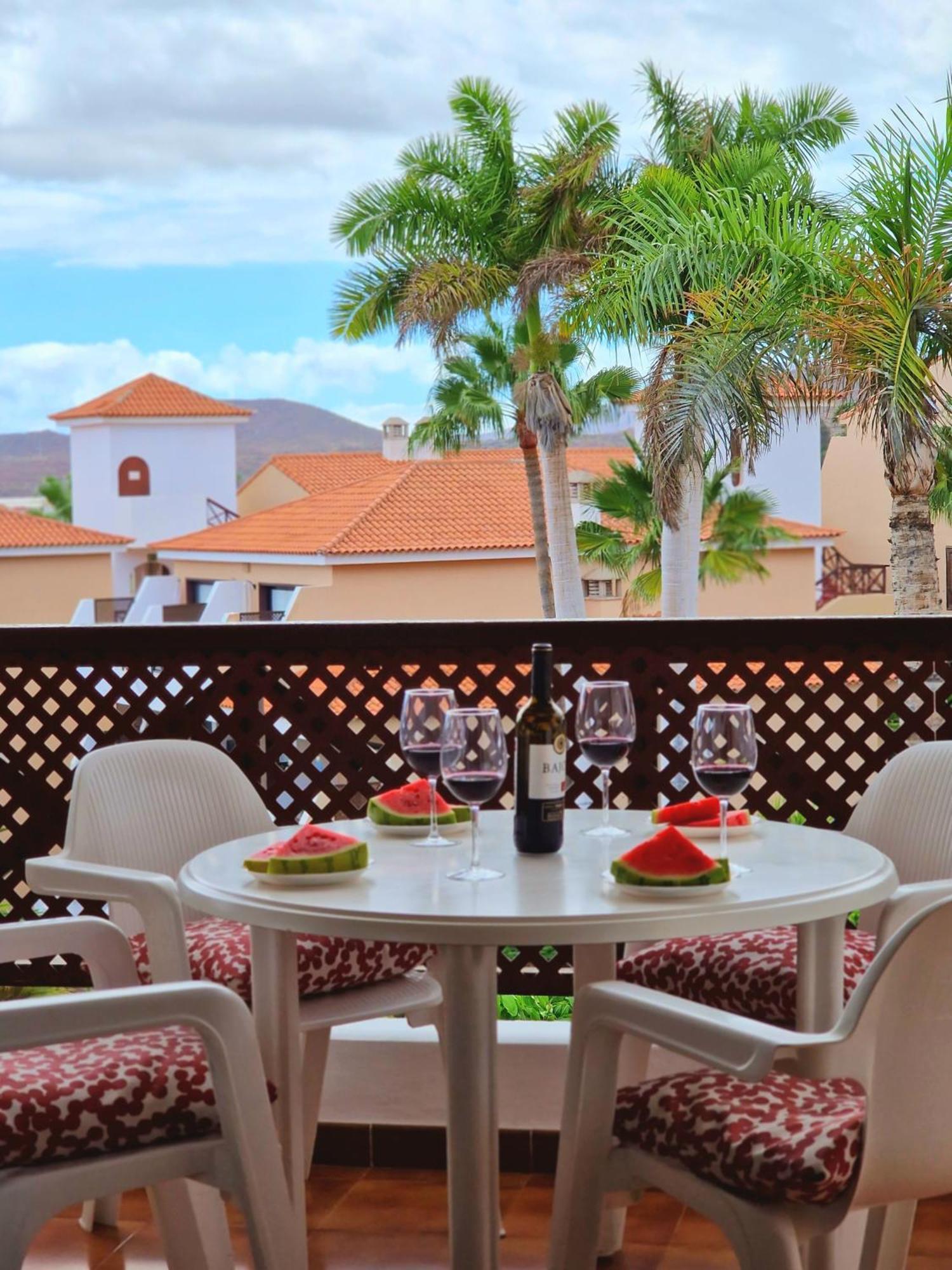 Strelitzia Apartment - Ocean View & Heated Pool サンミゲル・デ・アボナ エクステリア 写真