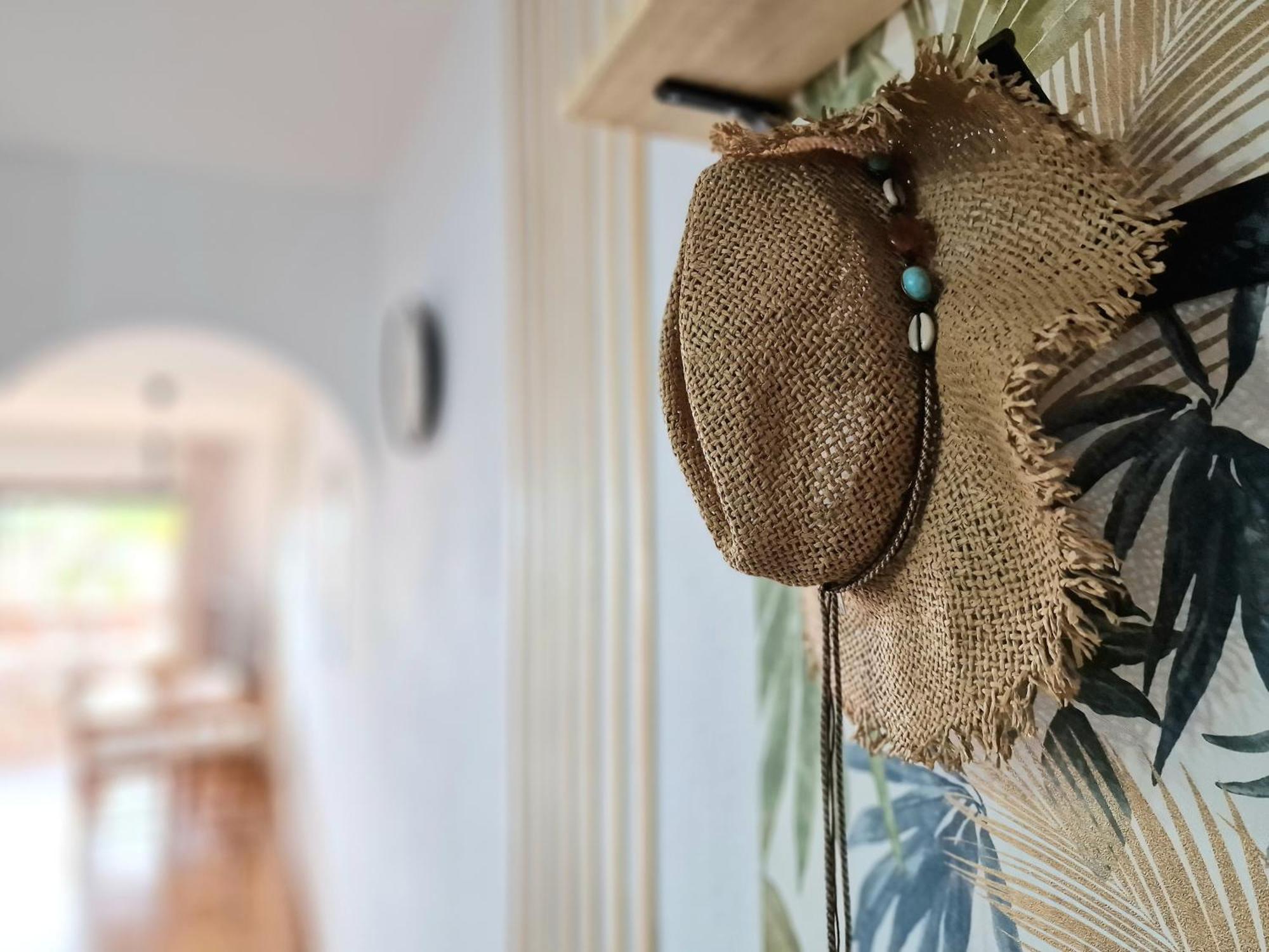 Strelitzia Apartment - Ocean View & Heated Pool サンミゲル・デ・アボナ エクステリア 写真